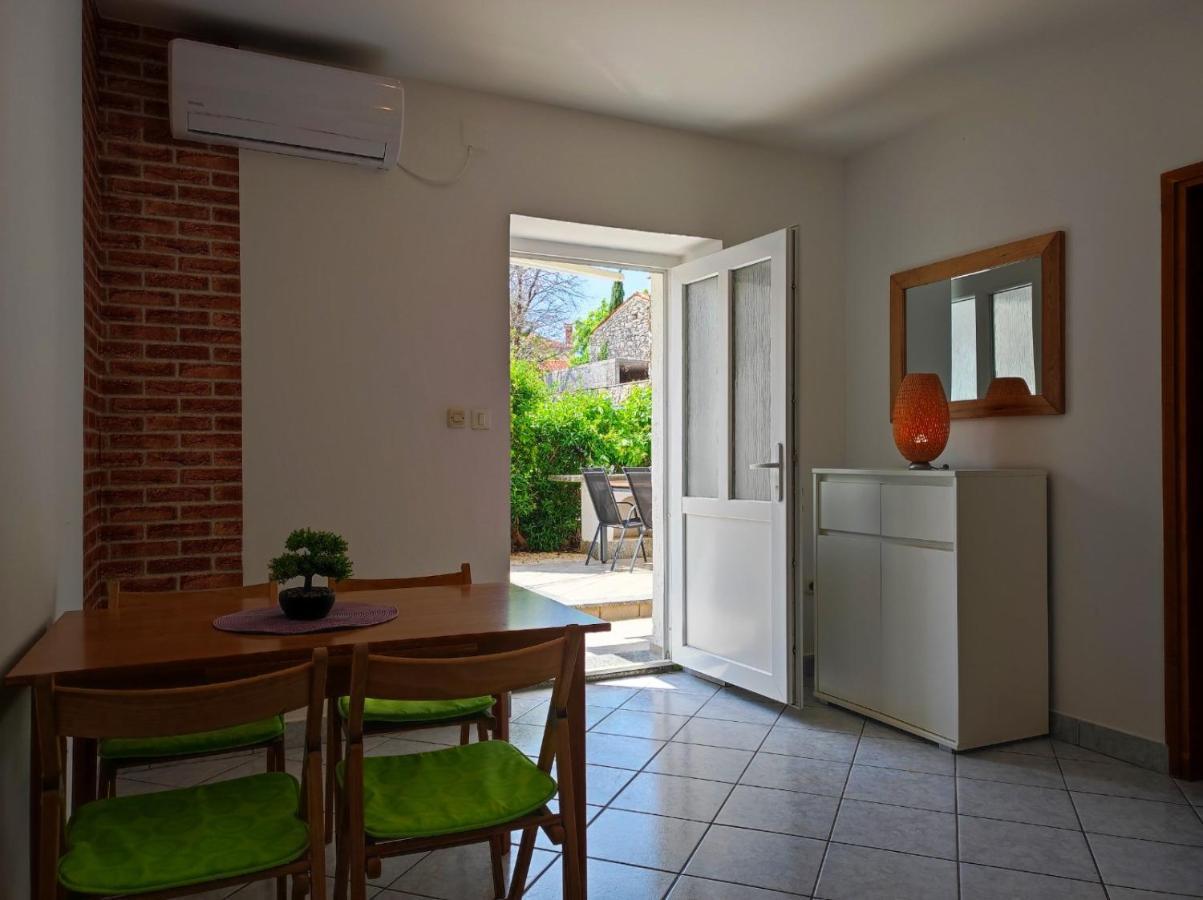 Apartment Rose Krk Town Exteriér fotografie